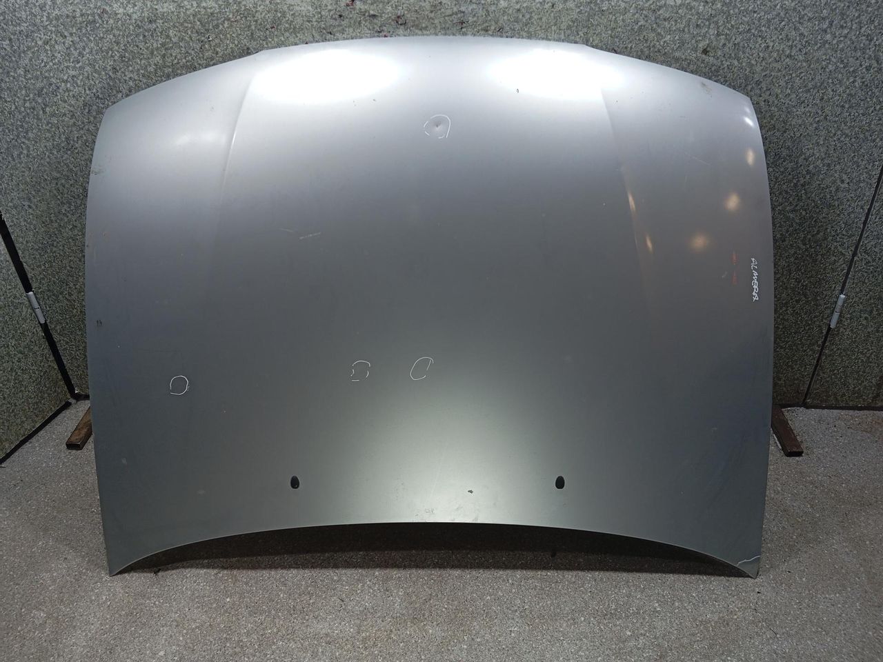 капот Nissan Almera N15 (1995 - 2000) - фото №1