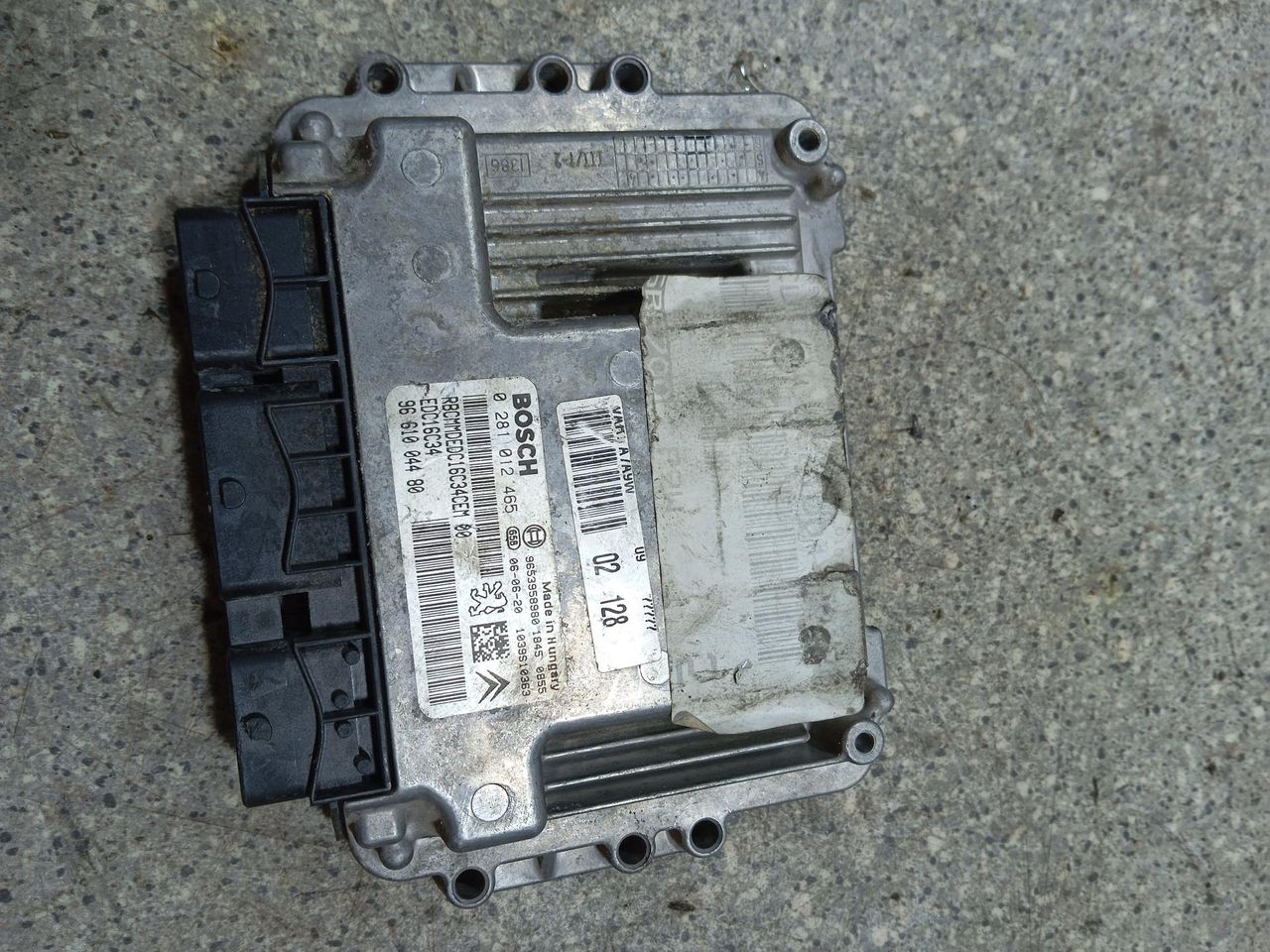 блок управления двигателем Peugeot 207 1 поколение (2006 - 2009), 1.6 л., HDi, дизель, 0281012465, 9661004480 - фото №1