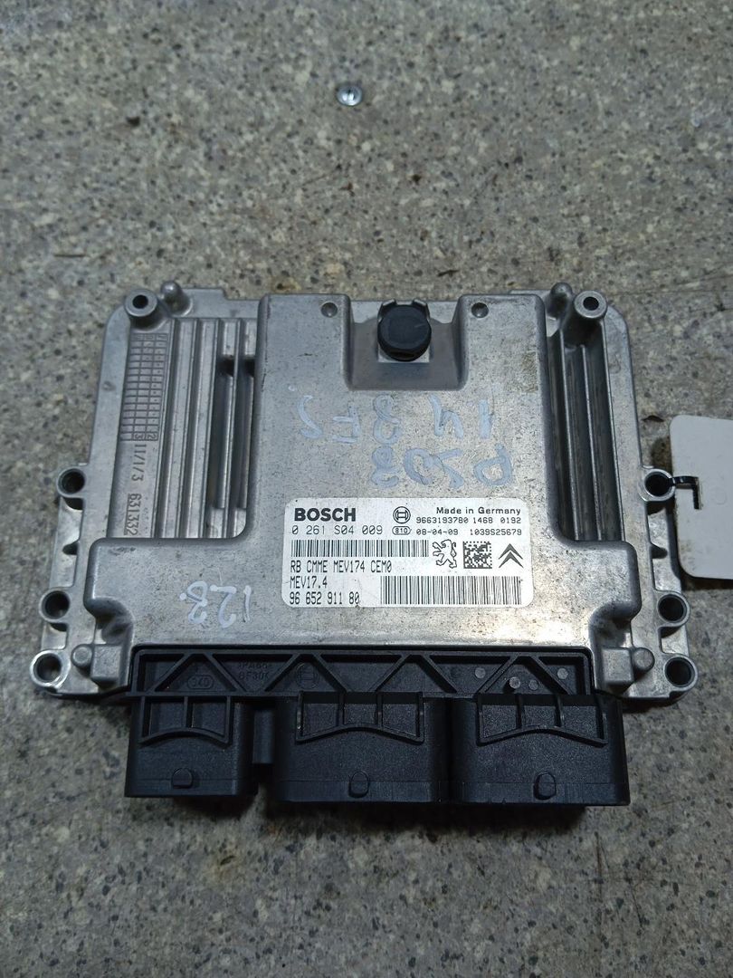 блок управления двигателем Peugeot 308 T7 (2007 - 2011), 1.4 л., бензин, 0261S04009 - фото №1