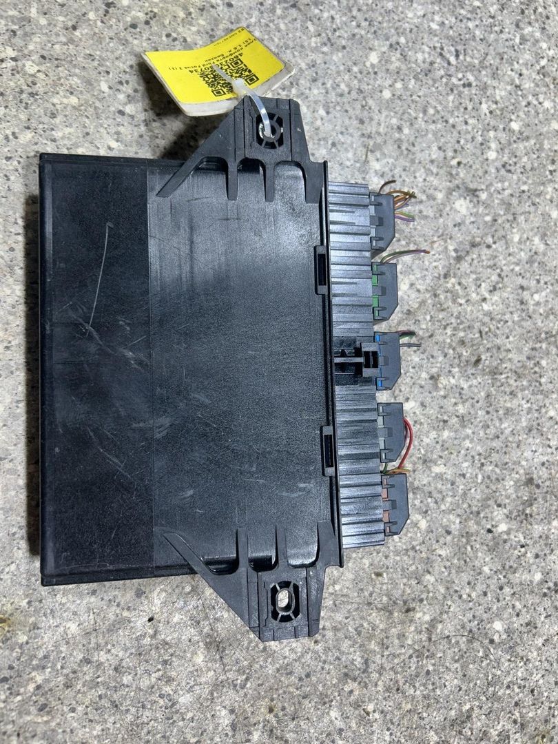 блок комфорта Ford Focus 3 поколение (2011 - 2015), 1.6 л., бензин, 5WK49778H - фото №1