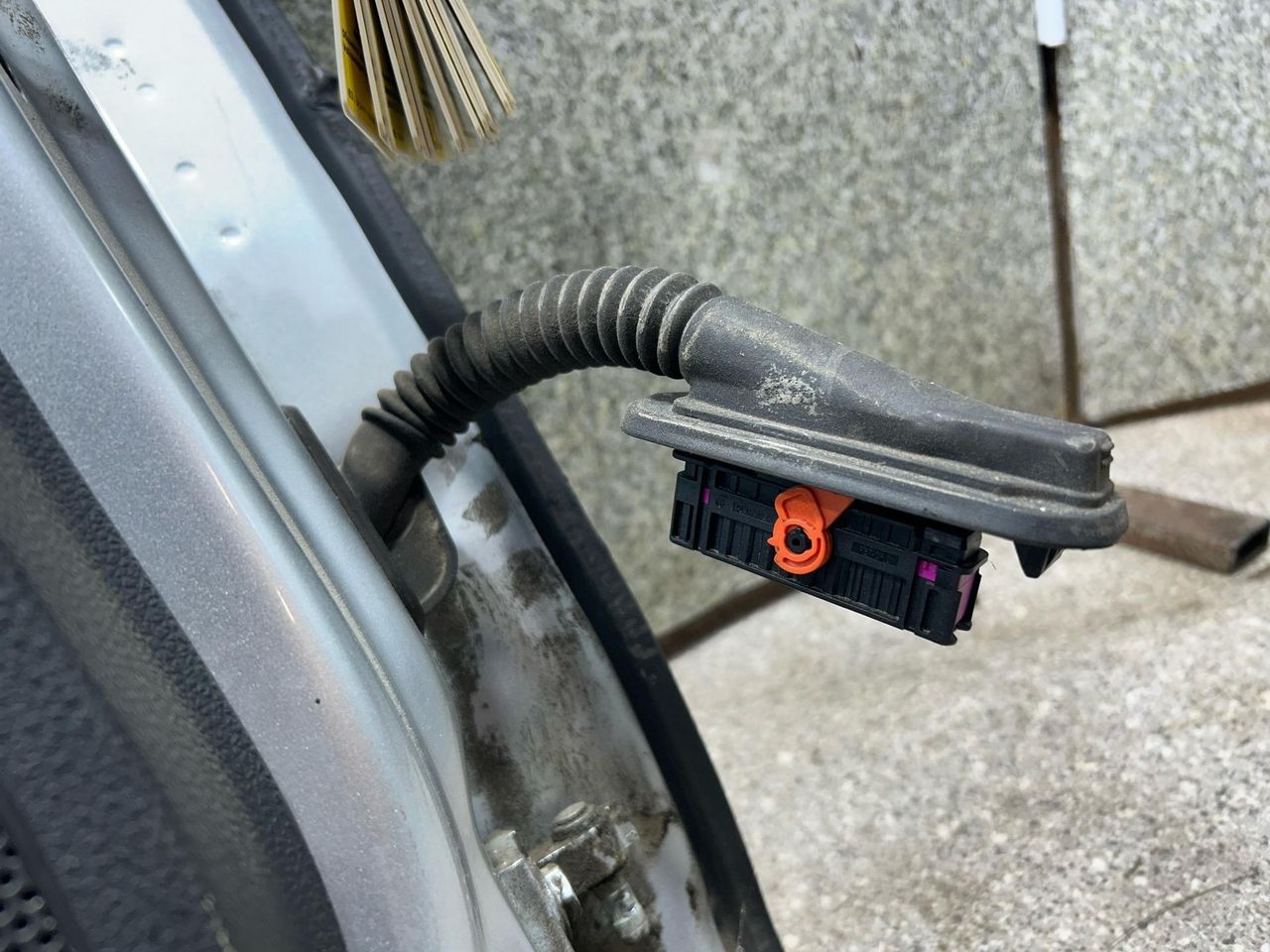 дверная проводка Volkswagen Jetta 6 поколение (2010 - 2015) - фото №1