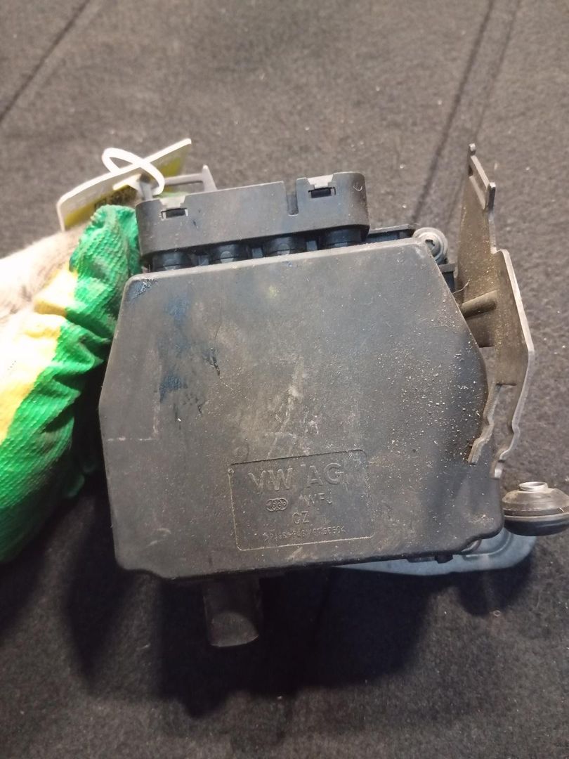 блок управления (другие) Volkswagen Passat B6 (2005 - 2010), 2.0 л., TDi, 3C0906625 - фото №1
