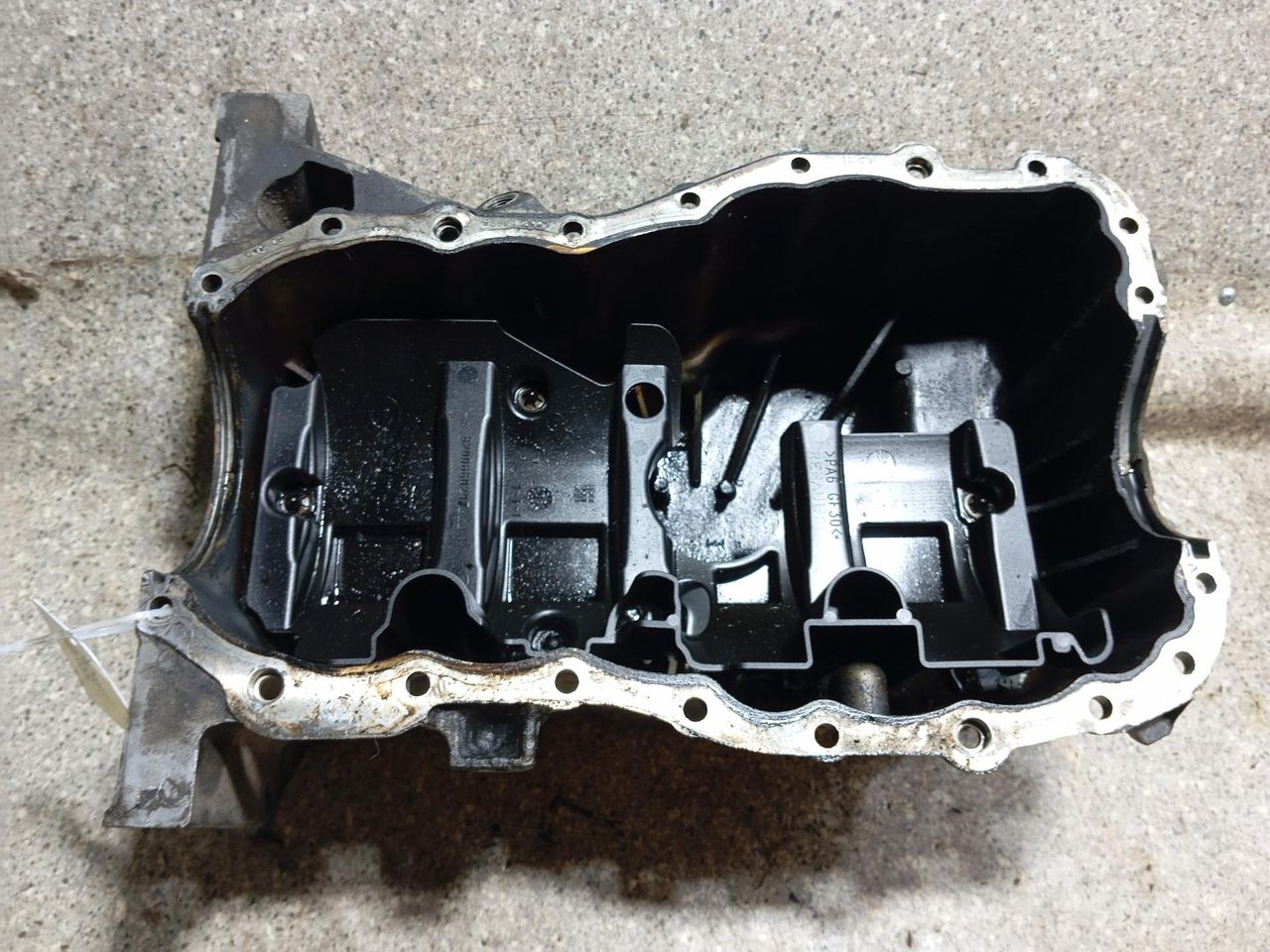 масляный поддон Nissan Qashqai 1 поколение (2006 - 2010), 1.5 л., K9K 282, дизель - фото №1