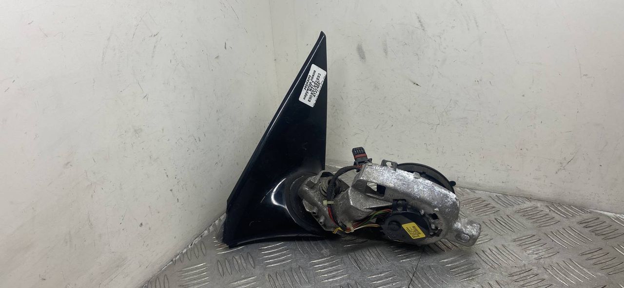 зеркало наружное левое BMW 3 серия E90/E91/E92/E93 2007, 2.0 л., дизель, серебро, купе - фото №1