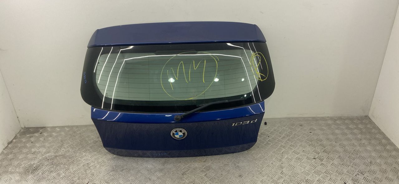 крышка багажника (дверь 3-5) BMW 1 серия E81/E87 [рестайлинг] E87 2010, 2.0 л., N47 D20 D, дизель, МКПП, le-mans-blau metallic (381), хетчбэк 5 дв., задний привод, правый руль