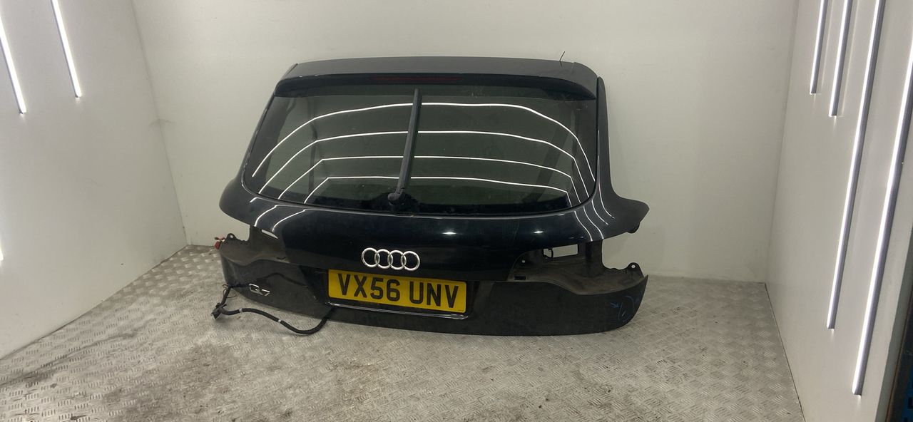 крышка багажника (дверь 3-5) Audi Q7 4L 2007, 3.0 л., BUG, дизель, АКПП, полный привод, правый руль