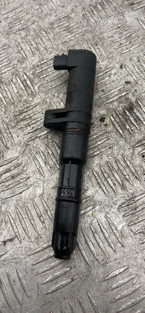 катушка зажигания Renault Megane 2 поколение 2006, 1.6 л., K4M 812, бензин, МКПП, 8200568671