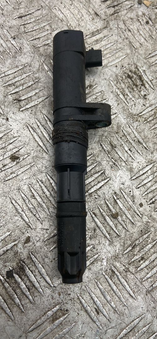 катушка зажигания Renault Megane 2 поколение 2006, 1.6 л., K4M 812, бензин, МКПП, 8200568671
