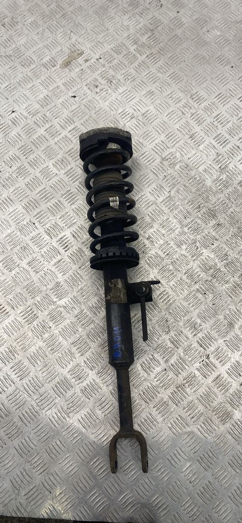 амортизатор передний левый BMW 5 серия F07/F10/F11 F10 2012, 2.5 л., дизель, АКПП, sophistog brillan metall (b90), седан, задний привод, правый руль