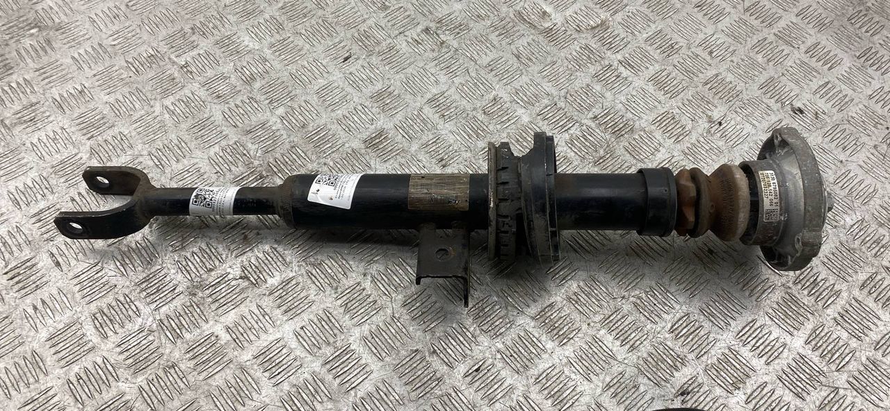 амортизатор передний левый BMW 5 серия F07/F10/F11 2012, 2.0 л., N47 D20 C, дизель, АКПП, alpinweiß iii (300), хетчбэк 5 дв., задний привод, правый руль, 31316778787, 6778787 - фото №1