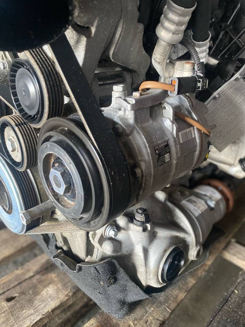 компрессор кондиционера BMW 3 серия F30/F31 [рестайлинг] F30 2018, 2.0 л., B47 D20 A, дизель, АКПП, седан, 9299329, 64529299329, 6SES14A