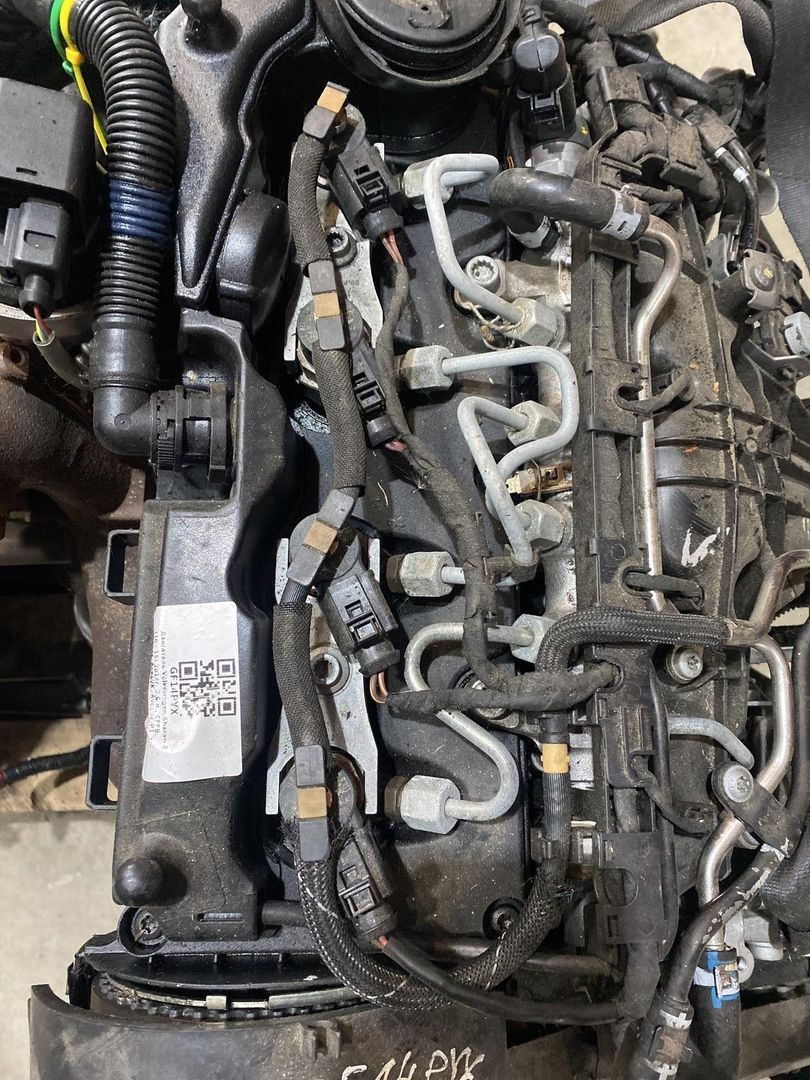 форсунка Volkswagen Sharan 2 поколение 2014, 2.0 л., CFFB, дизель, робот, 03L130277Q
