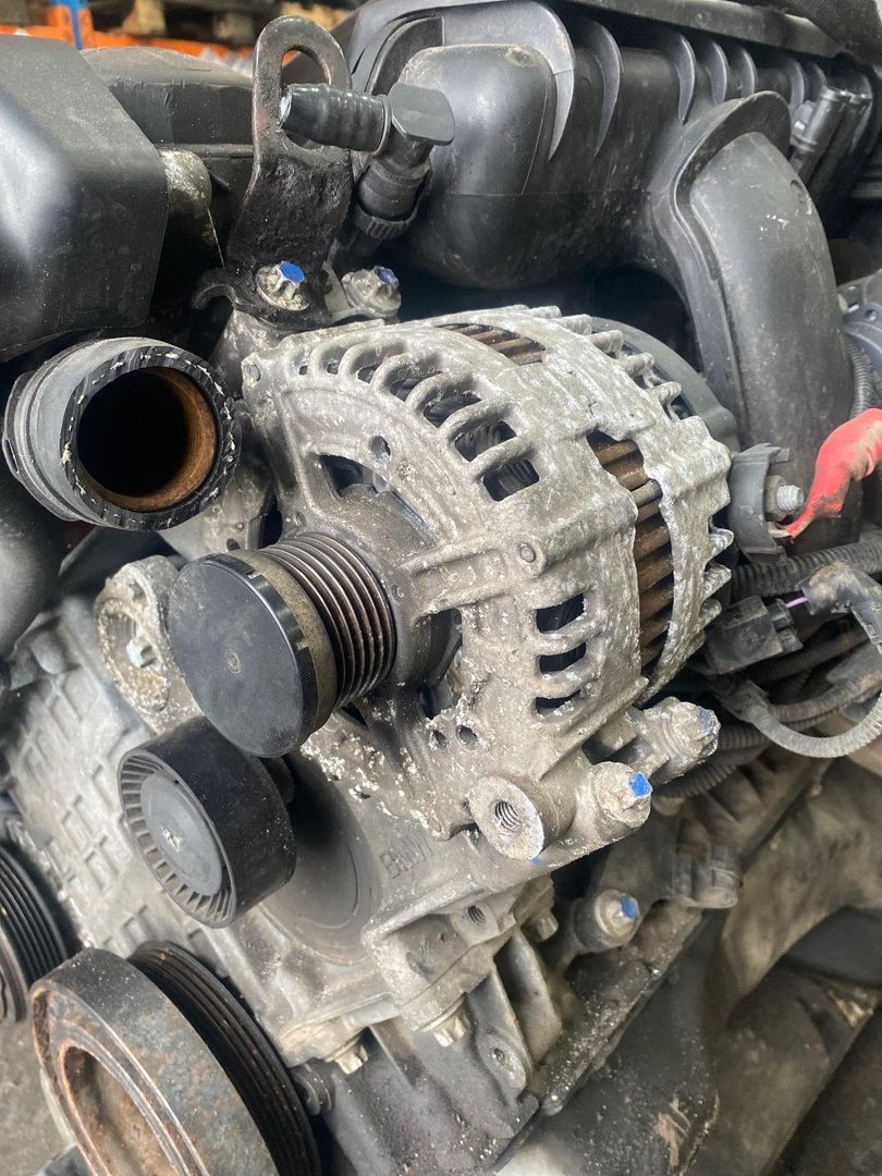 генератор BMW 3 серия E90/E91/E92/E93 2007, 3.0 л., N53 B30 A, бензин, МКПП, 12317551256, 7551256