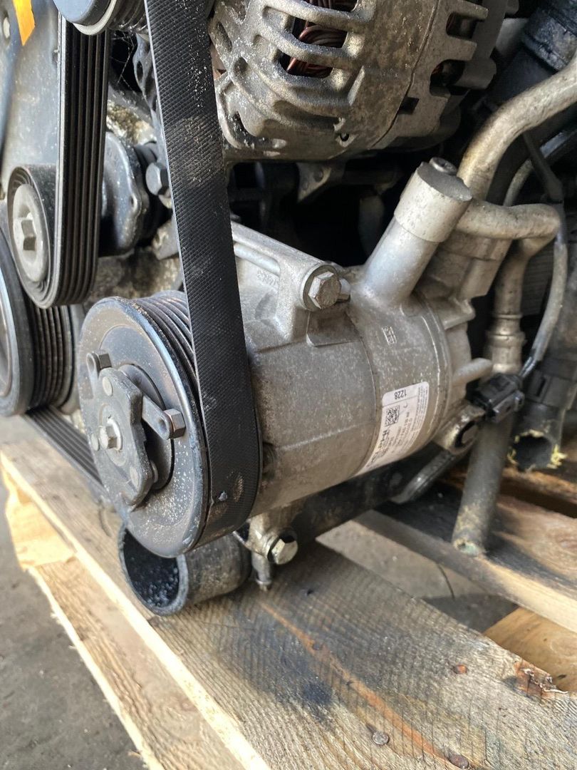 компрессор кондиционера Volkswagen Tiguan 1 поколение 2009, 2.0 л., CBAB, дизель, МКПП, TSP0155997, 07215164442D, 1220DPSS