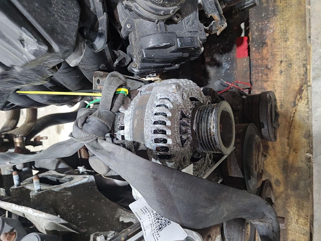 генератор Honda CR-V 3 поколение 2008, 2.0 л., R20A2, бензин, АКПП