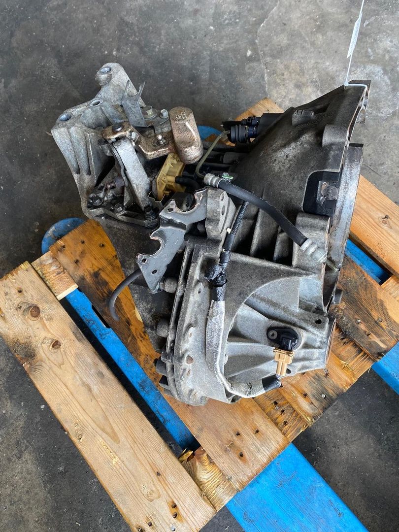 КПП механическая (МКПП) Ford Transit 6 поколение 2006, 2.0 л., ABFA, дизель, МКПП, 1C1R7002AL, T1GA3