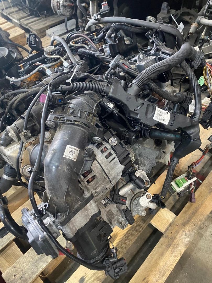 коллектор впускной BMW 3 серия F30/F31/F34 [рестайлинг] F30 2015, 2.0 л., N47 D20 C, дизель, МКПП, estoril blau (b45), седан, полный привод, правый руль, 7807991, 11617807991