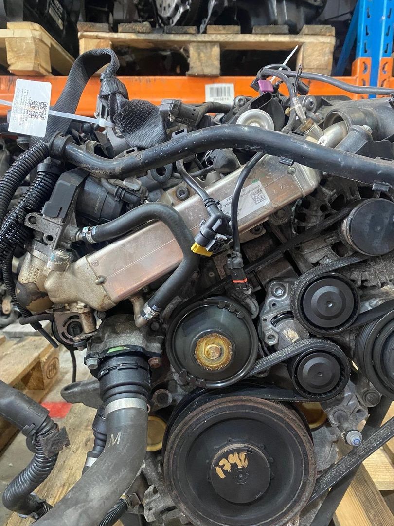 охладитель EGR / Радиатор EGR BMW 3 серия F30/F31/F34 [рестайлинг] F30 2015, 2.0 л., N47 D20 C, дизель, МКПП, estoril blau (b45), седан, полный привод, правый руль, 7810751, 11717810751