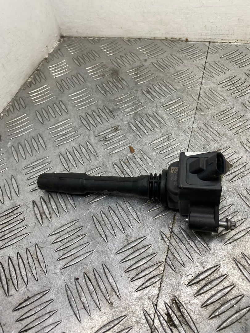 катушка зажигания BMW X3 G01 2020, 3.0 л., B58 B30 A, бензин, АКПП, brillanteffekt metallic (a90), внедорожник 5 дв., полный привод, правый руль, 8643360 - фото №1