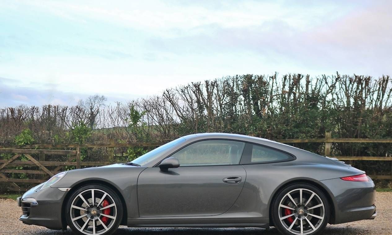 диск литой Porsche 911 Carrera S 991 2014, 3.8 л., MA1.03, бензин, робот, серый, задний привод, правый руль, 99136216630, 99136216130 - фото №1