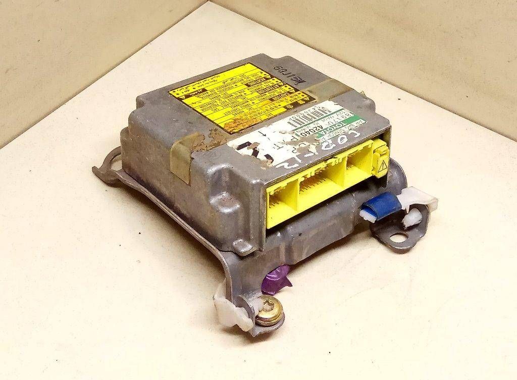 блок AirBag Toyota RAV4 1 поколение (XA10) 1997, 89170-42040 - фото №1