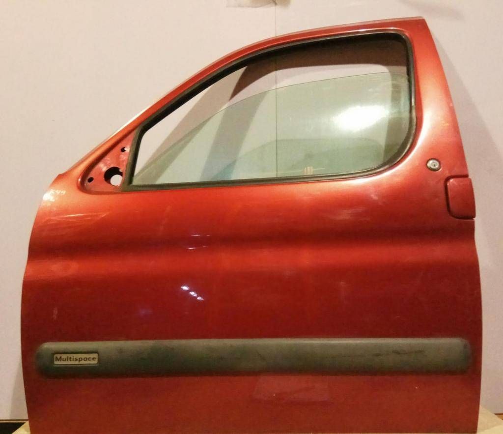 замок двери передней левой Citroen Berlingo 1 поколение (M49) 1999, 1.8 л., i, бензин, 5МКПП, красный, фургон, передний привод, 9135P1 - фото №1