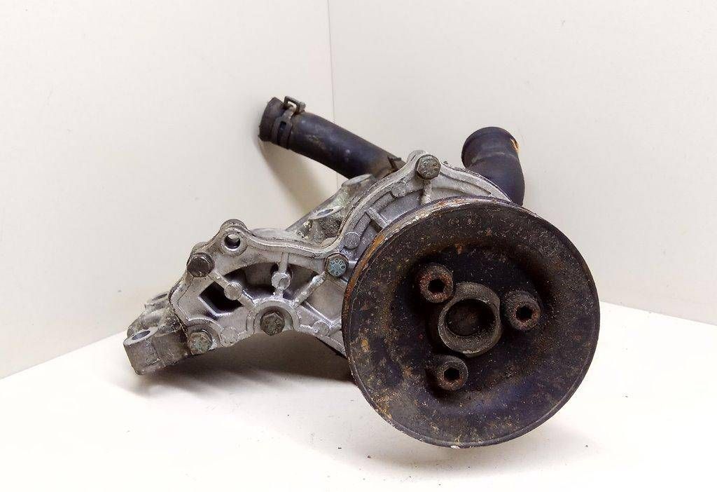 помпа Volkswagen Passat B5 1999, 1.8 л., i, бензин - фото №1