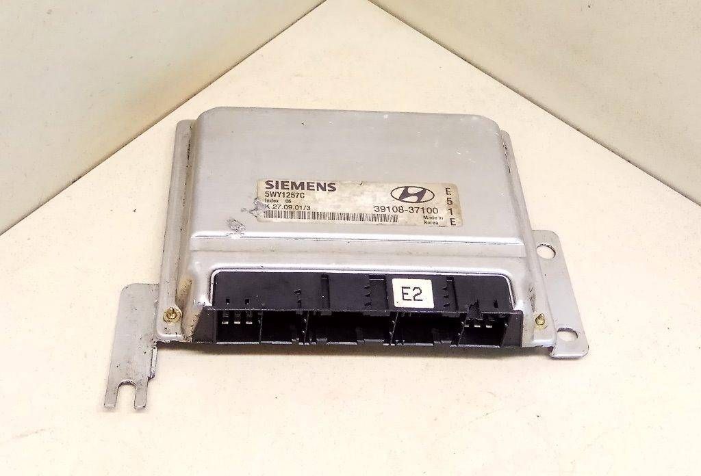 блок управления АКПП Kia Magentis 2 поколение 2007, 2.5 л., i, бензин, 39108-37100, 5WY1257C, SIEMENS - фото №1