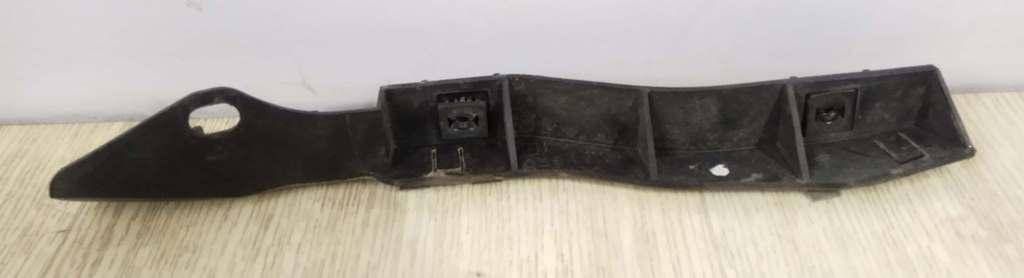 крепление ( кронштейн ) крыла Honda Pilot 1 поколение 2004, 3.5 л., i, J35A4, бензин, АКПП, бежевый, внедорожник 5 дв., полный привод - фото №1