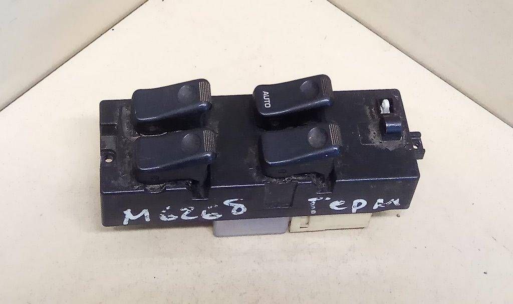 кнопка стеклоподъемника двери передней левой Mazda 626 GE 1991, 2.0 л., i, бензин, АКПП, седан, передний привод, HG3066350 - фото №1