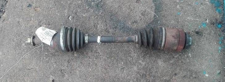 полуось передняя правая (приводной вал, ШРУС) Hyundai Tucson 1 поколение 2006, 2.7 л., i, бензин, 49500-2E810 - фото №1