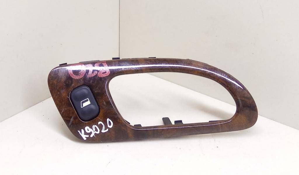 кнопка стеклоподъемника двери задней Peugeot 607 1 поколение 2003, 2.2 л., HDi, 4HX (DW12TED4/FAP), дизель, МКПП, темно-серый, седан, передний привод, 9635733580 - фото №1