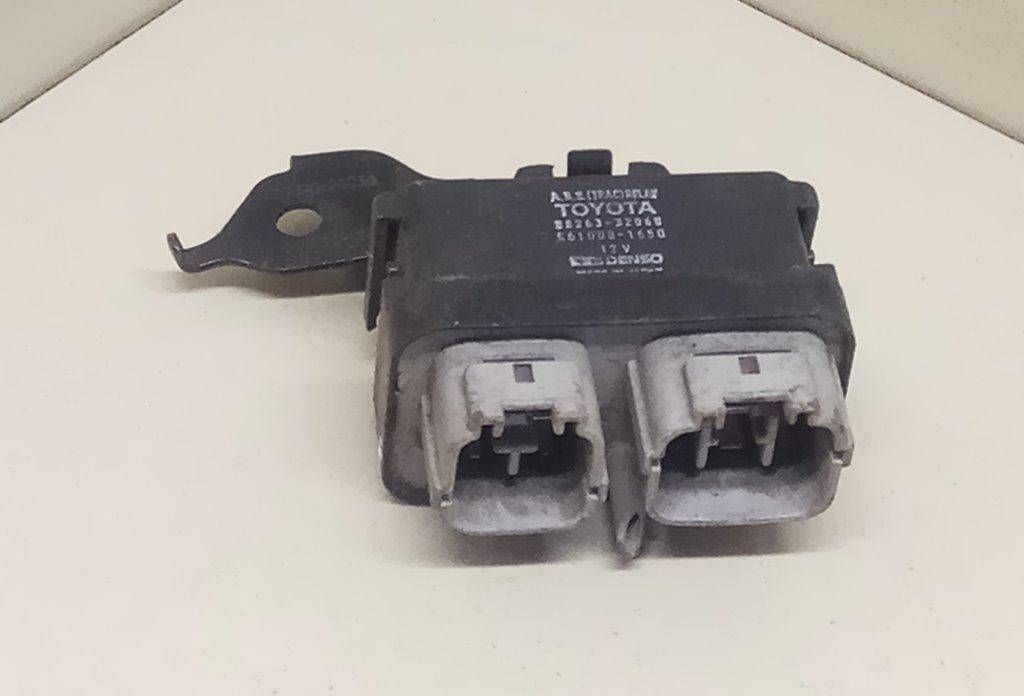 реле накала свечей Toyota Camry 5 поколение XV20 1998, 88263-32060, 0610001650, DENSO - фото №1