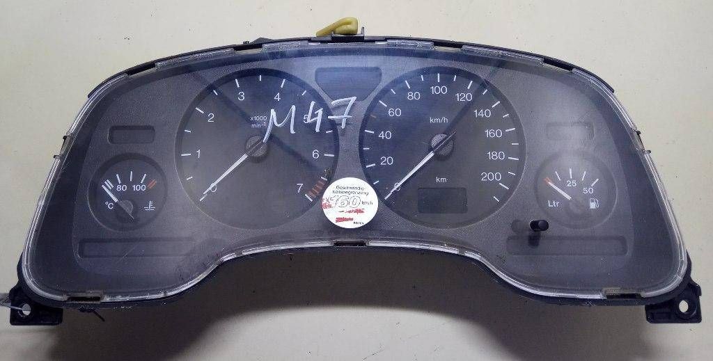 щиток приборов (приборная панель) Opel Astra G 1998, 1.6 л., i, X 16 XEL, бензин, 5МКПП, серебристый, универсал, передний привод, 09228746DT, 09181201BC - фото №1