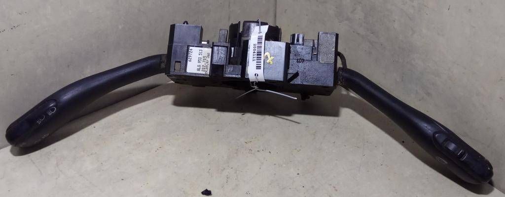 переключатель дворников Volkswagen Passat B5 1997, 1.8 л., AEB, бензин, МКПП, синий, универсал, передний привод, 8L0953503A01C - фото №1