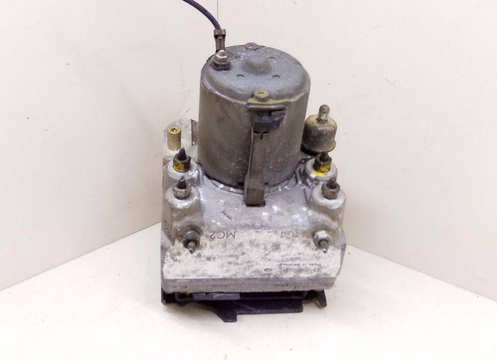 блок ABS Rover 600 Series 1 поколение 1995, BOSCH, SN7, 0273004163, 0265216048 - фото №1