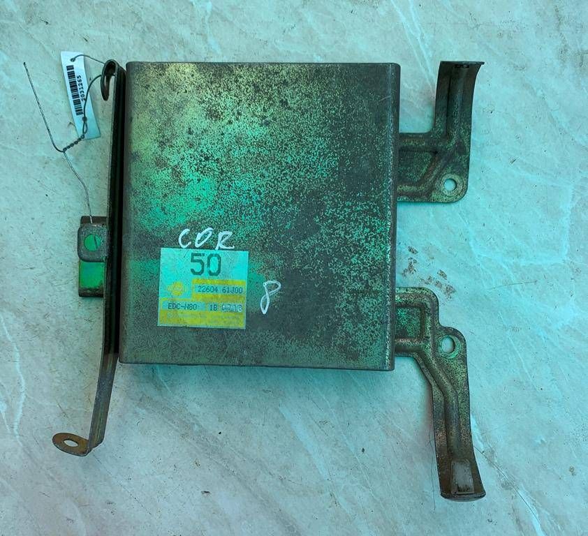 блок управления двигателем Nissan Primera P10 1994, 1.6 л., бензин, 2260461J00 - фото №1
