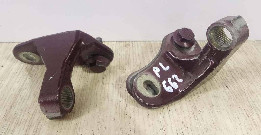 петля двери Mercedes-Benz R-Класс W251 V251.165 2006, 3.5 л., i, M 272.967, бензин, АКПП, бордовый, минивэн, полный привод, A2517201537, A2517200337 - фото №1