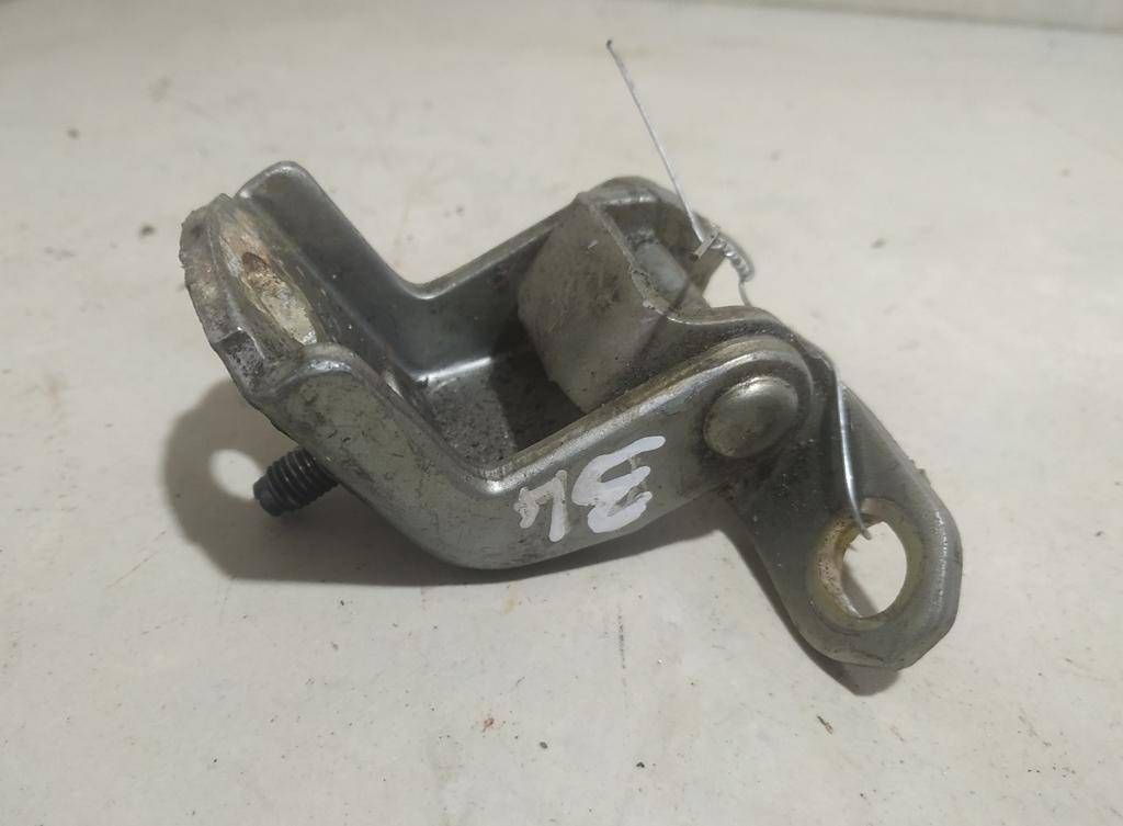 петля двери Nissan X-Trail T30 2003, 824018H700, 824018H70A - фото №1