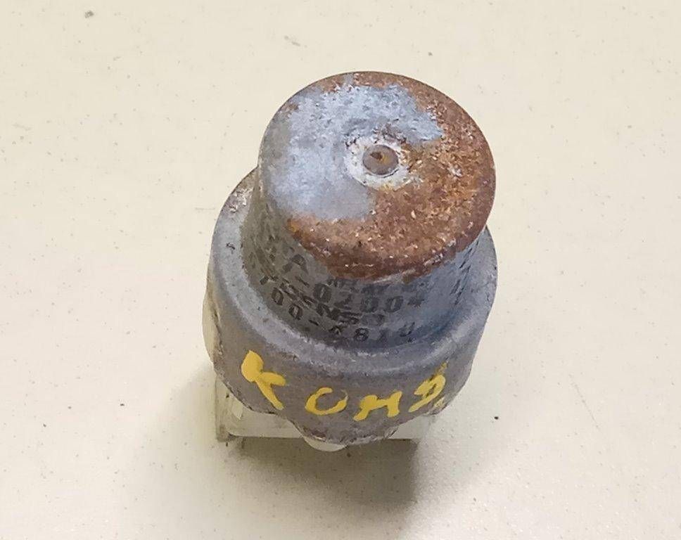 реле (прочие) Toyota Mark II 7 поколение X90 1994, 2.5 л., i, 1JZ-GE, бензин, АКПП, белый, седан, полный привод, правый руль, 98987-02004 - фото №1