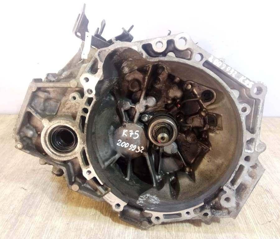 КПП механическая (МКПП) Toyota Verso-S 1 поколение P120 NSP120 2011, 1.6 л., бензин, 6МКПП, минивэн, XU9P7MBE - фото №1