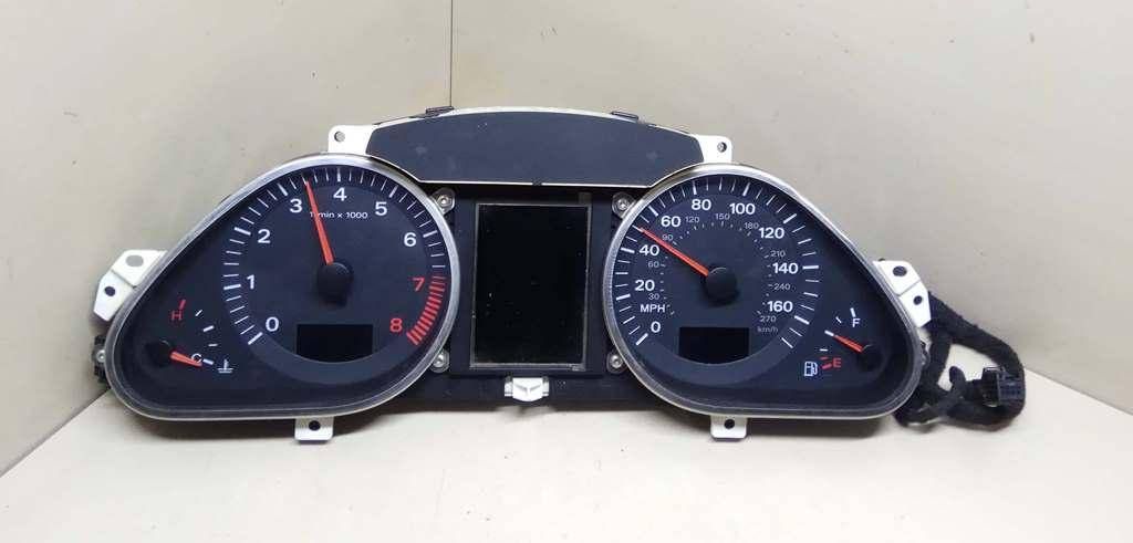 щиток приборов (приборная панель) Audi A6 4F/C6 2006, 3.2 л., i, BKH, бензин, АКПП, тёмно-синий, седан, передний привод, 5550007301 - фото №1
