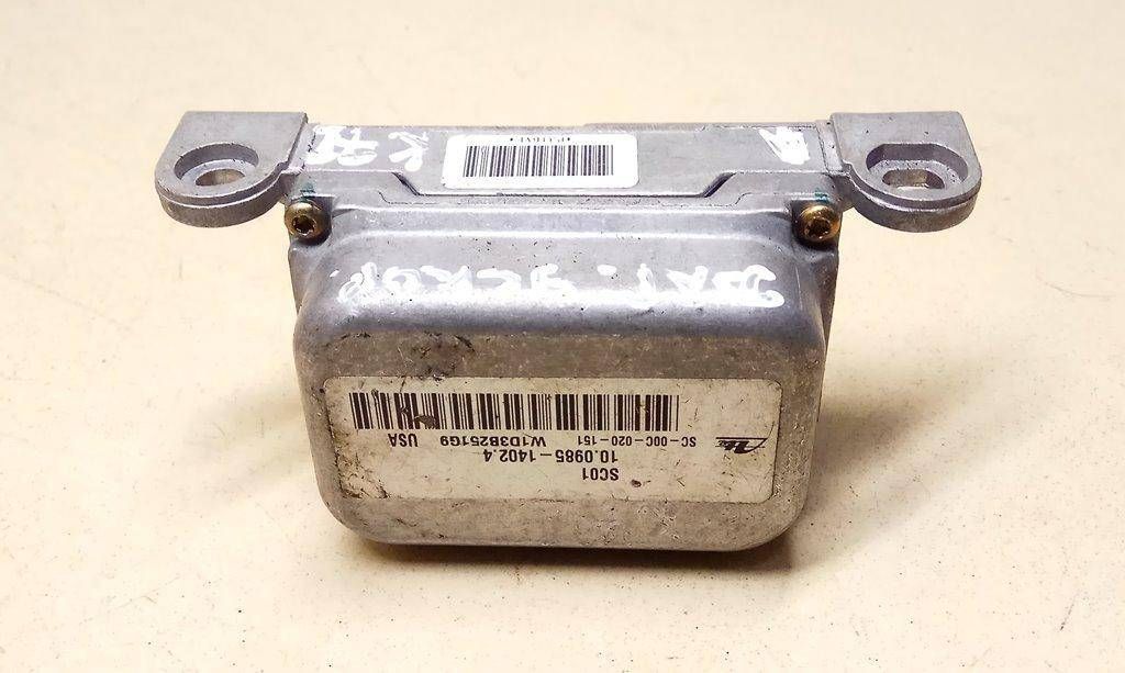 датчик ускорения Renault Laguna 2 поколение 2004, 1.9 л., F9Q 750, дизель, 6МКПП, универсал, передний привод, 8200301391, 10.0985-1402.4 - фото №1