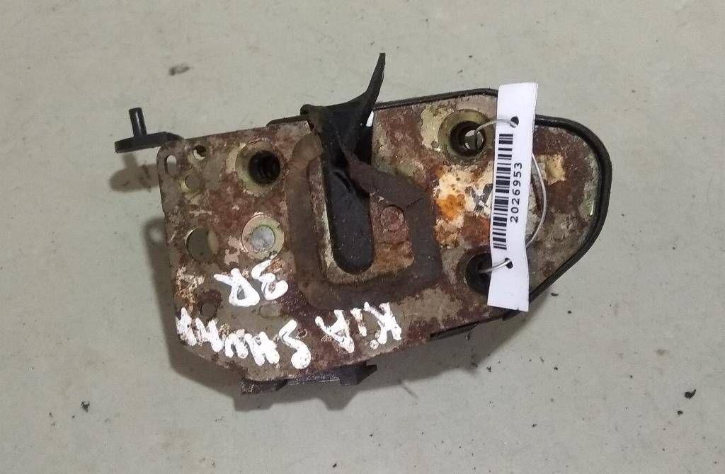 замок двери задней правой Kia Shuma 1 поколение 1998, 1.5 л., i, бензин, хетчбэк 5 дв. - фото №1