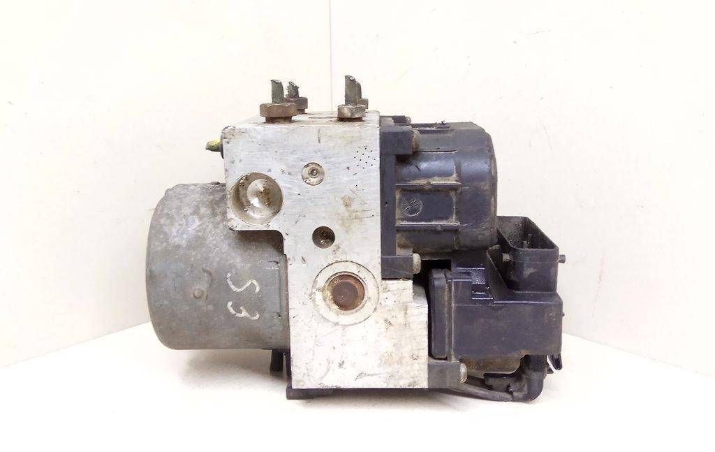 блок ABS Rover 400 Series 1 поколение 1998, 1.6 л., i, бензин, BOSCH, 0265216519., 0273004247 - фото №1