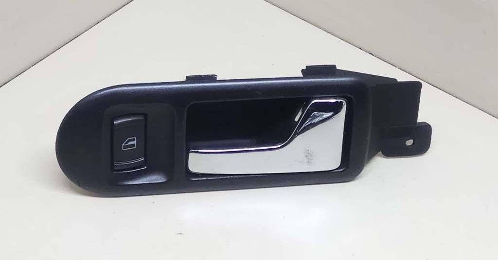 ручка внутренняя задняя правая Volkswagen Passat B5 2000, 1.9 л., AJM, дизель, 5МКПП, седан, передний привод, 3B1837114 - фото №1