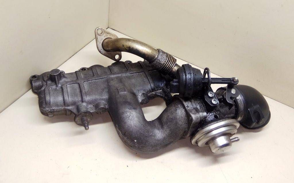 коллектор впускной Volkswagen Passat B5 2000, 1.9 л., AJM, дизель, 5МКПП, седан, передний привод, 038129713AB, 038131501D, 038129637 - фото №1