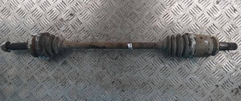 полуось задняя (приводной вал, ШРУС) Subaru Legacy 3 поколение 2000, 3.0 л., i, EZ30D, бензин, АКПП, серый, универсал, полный привод, 28421AE061 - фото №1