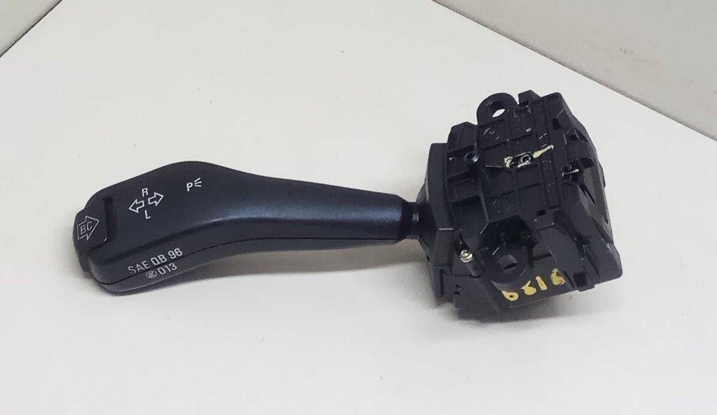 переключатель поворотов BMW 3 серия E46 2001, 2.0 л., дизель, МКПП, седан, 8363668K - фото №1