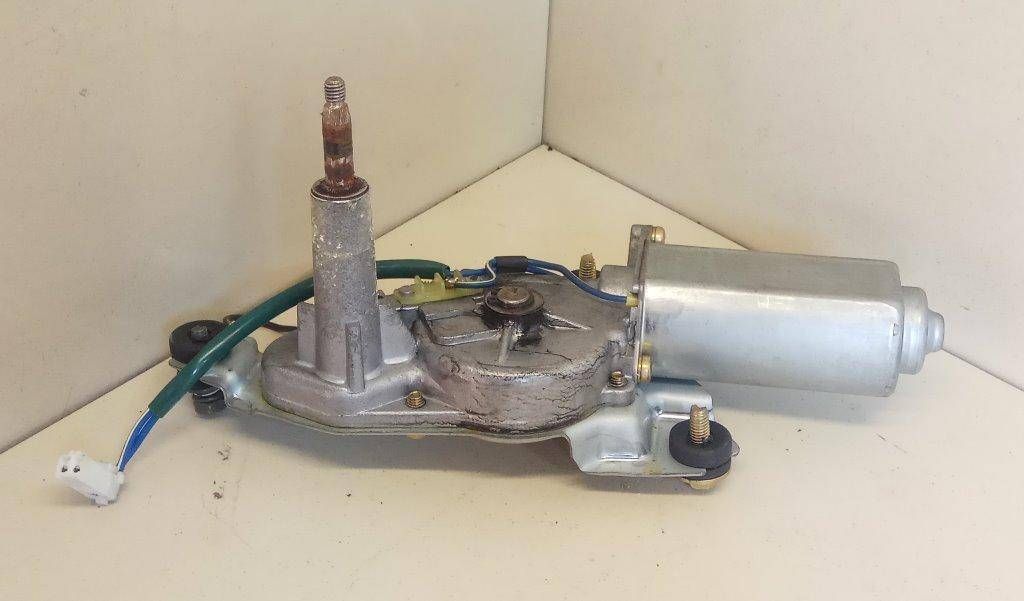 моторчик заднего стеклоочистителя (дворника) Mazda 323F BA 1996, 1.5 л., i, Z5-DE, бензин, МКПП, зеленый, хетчбэк 5 дв., передний привод, 849100-9857, ASMO - фото №1